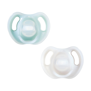 Tommee-Tippee-Silicone-Pacifier4